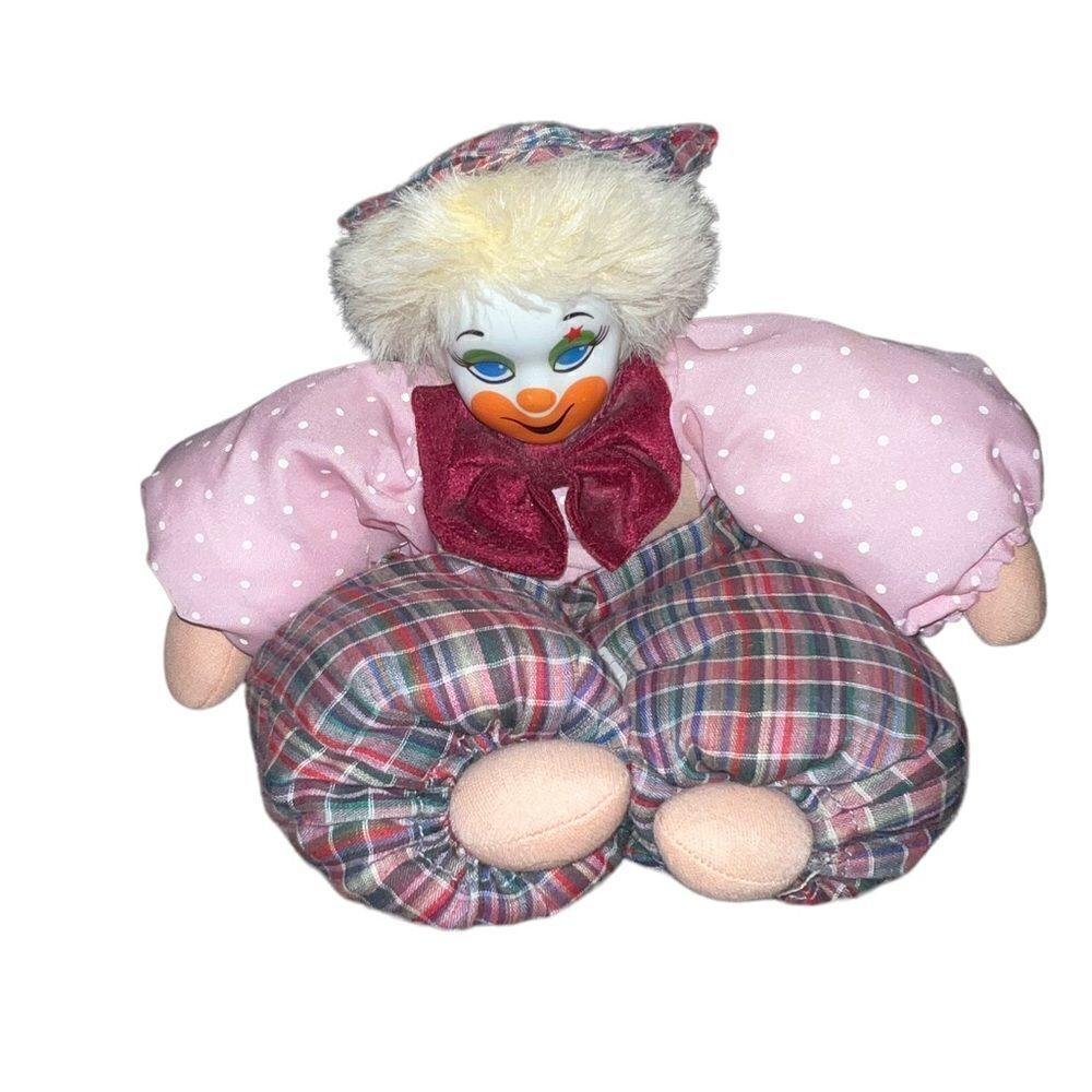 ‎Artmark Chicago vintage porcelain head soft body clown 8 inches